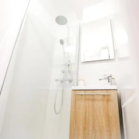 Superbe T2 Calme & Confortable - Tres Bien Situe! Apartamento